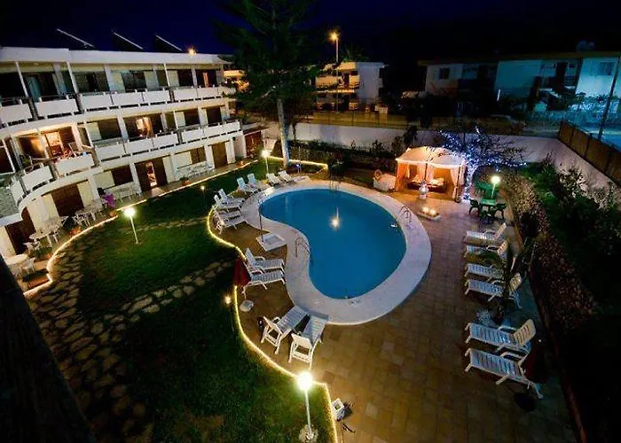 Hl Suitehotel - Adults Only Отель 4*